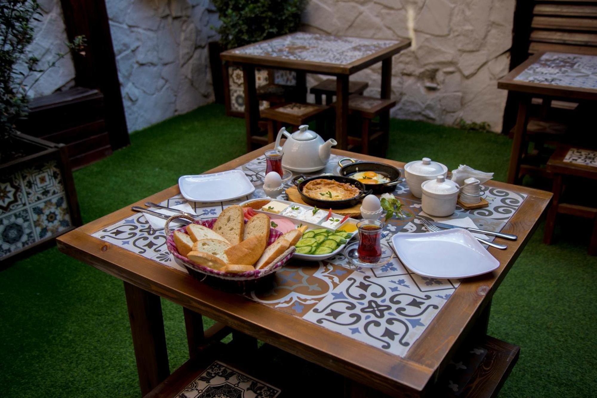Castello Inn Baku Luaran gambar